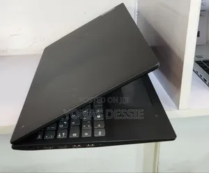 Laptop Lenovo IdeaPad S145 8GB AMD Ryzen 5 SSD 512GB