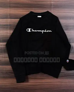 Brand New Black Sweatshirt – Stylish Comfortable Wear