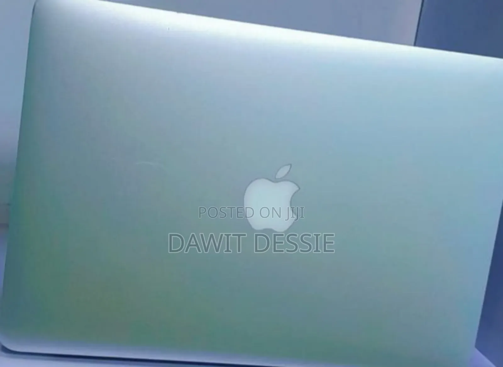 New Laptop Apple MacBook Pro 2017 8GB Intel Core I5 SSD 128GB