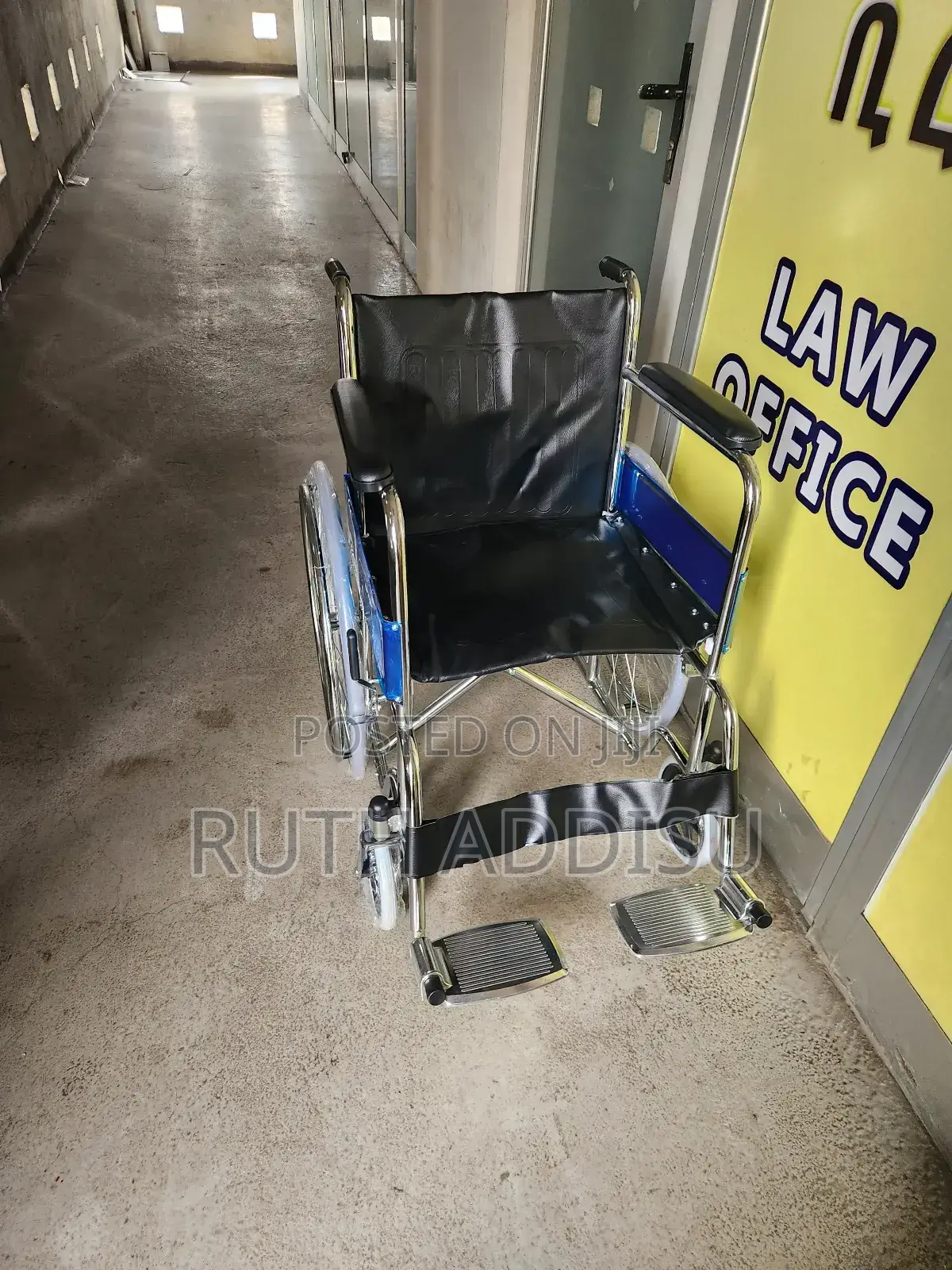 Leather Seat Wheelchair轟然wheelchair晟我wheelchair重心wheelchair Medical