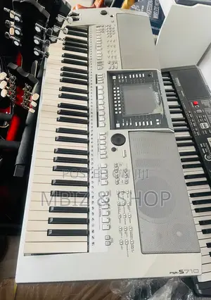 Yamaha 710 Keyboard