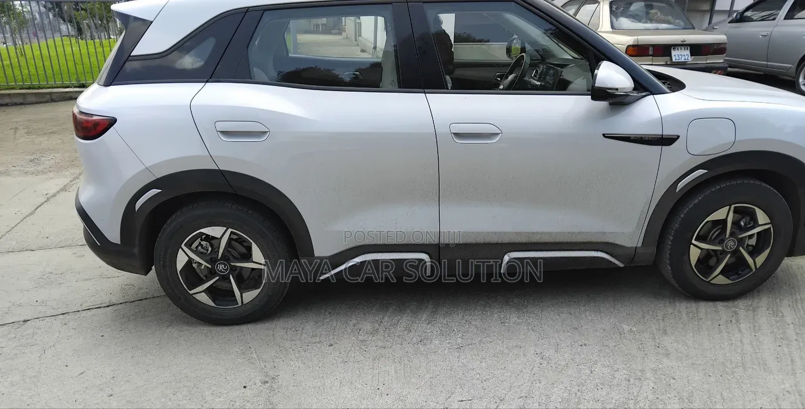 BYD Yuan Up 2024 Off white