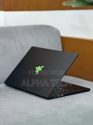 New Laptop Razer Blade 16GB Intel Core I7 SSD 1T