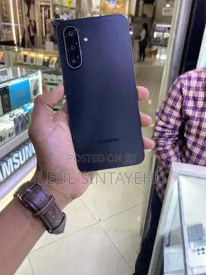 Photo - New Samsung Galaxy A17 256 GB