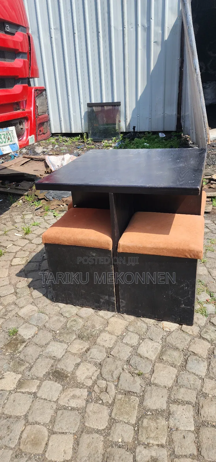 የሚሸጥ ጠረጴዛ 15000