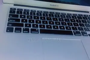 Photo - New Laptop Apple MacBook Air 2017 8GB Intel Core I5 SSD 128GB