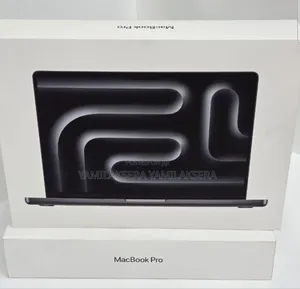 New Apple MacBook Pro 2024 M4 14-Inch 16GB Apple M4 SSHD (Hybrid) 512GB