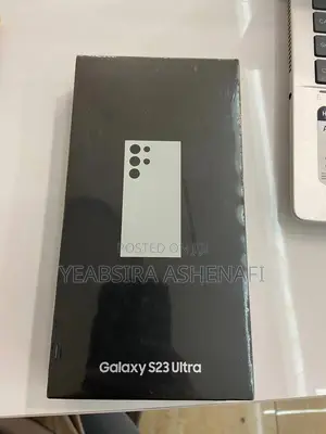 Photo - New Samsung Galaxy S23 Ultra 256 GB White