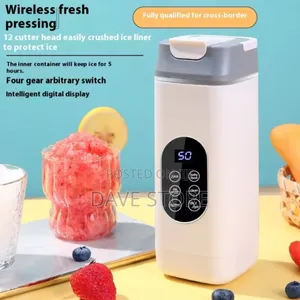 Portable Juicing Cup Is a Powerful Juicer