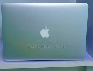 Photo - New Laptop Apple MacBook Air 2017 8GB Intel Core I5 SSD 128GB