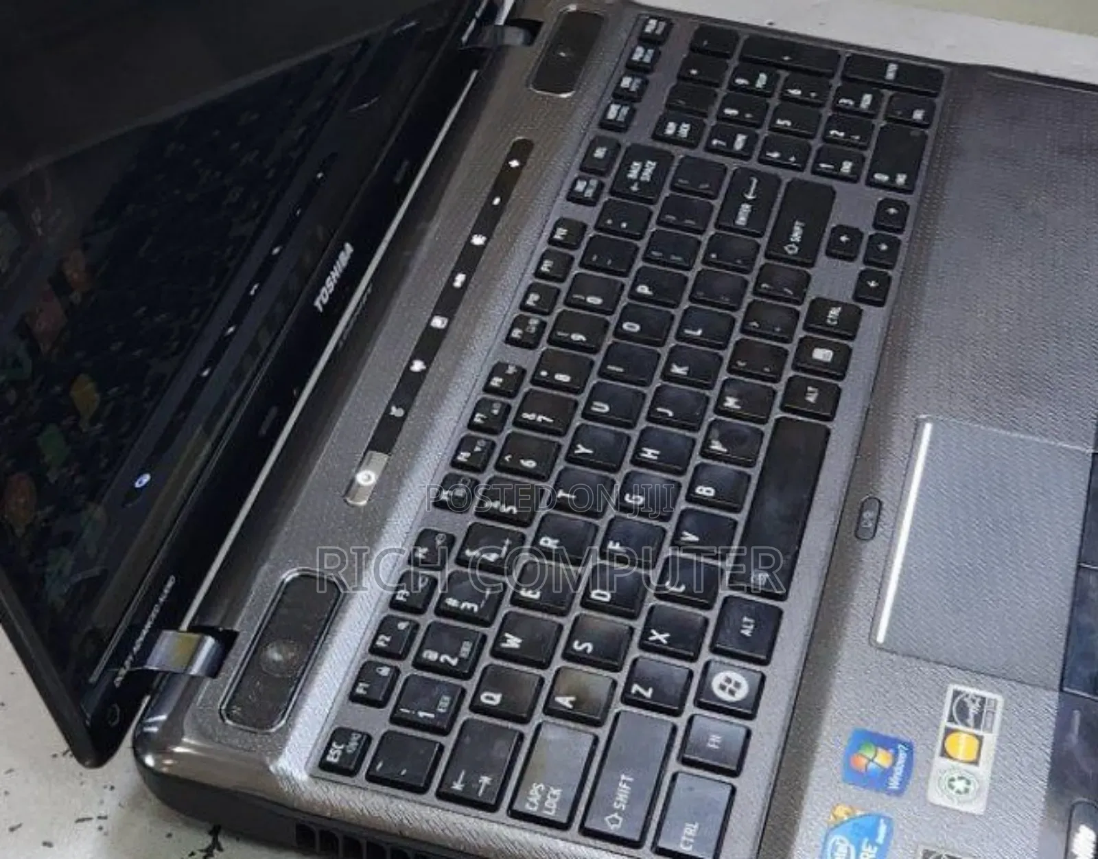 New Laptop Toshiba Satellite C55 4GB Intel Core I3 HDD 500GB