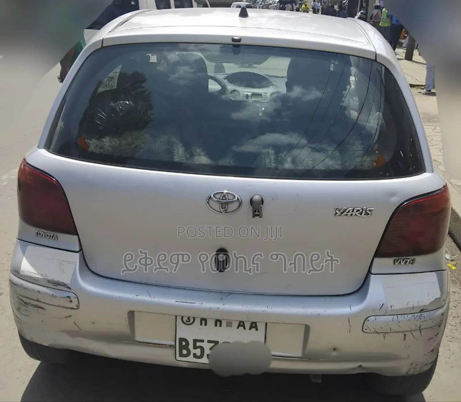 Toyota Vitz 2004 Silver