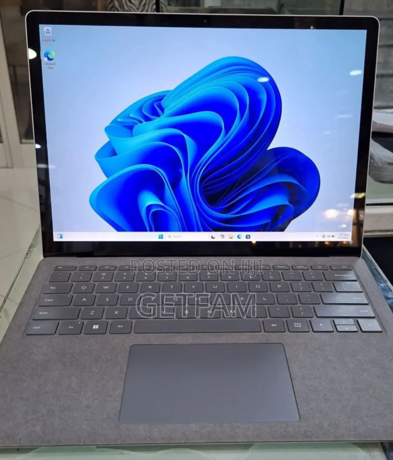 New Laptop Microsoft Surface 16GB Intel Core I7 SSD 512GB