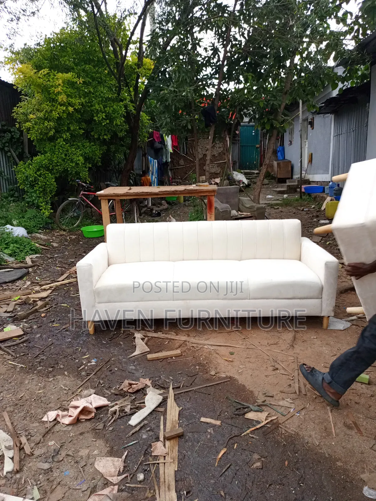 4 Set Light Cream Wood Leg