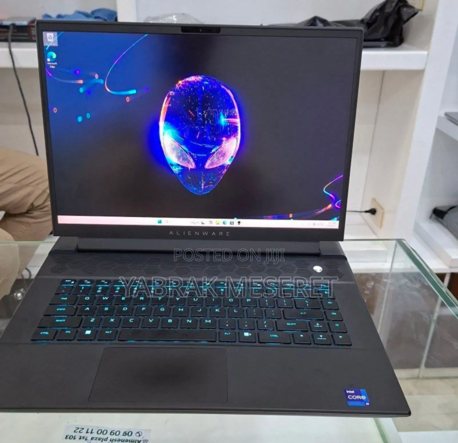 New Laptop Alienware M17x R2 16GB Intel Core I7 SSD 1T