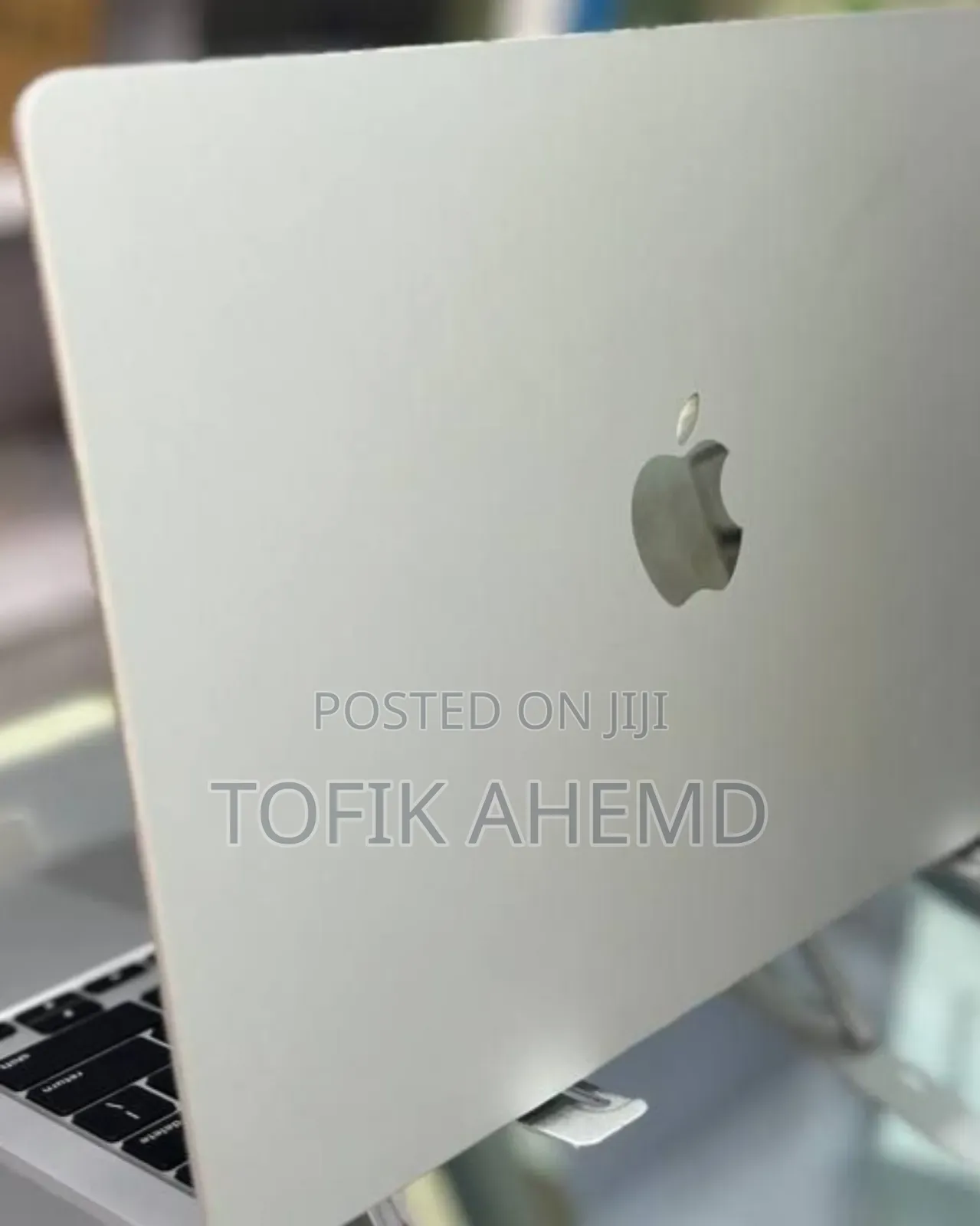 New Laptop Apple MacBook Pro M1 16GB Intel Core Ultra 7 SSD 256GB