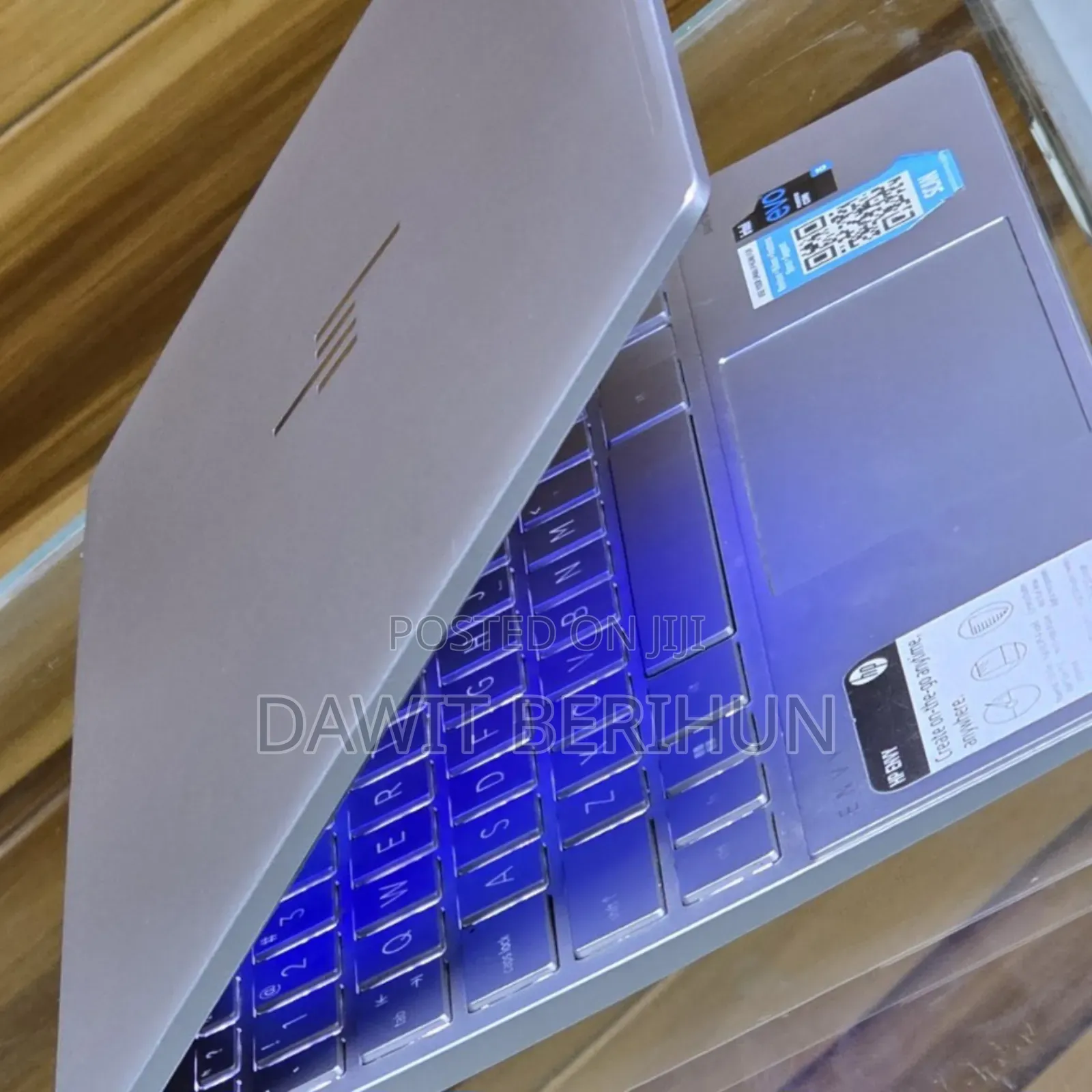 New Laptop HP Envy X2 8GB Intel Core I5 SSD 256GB