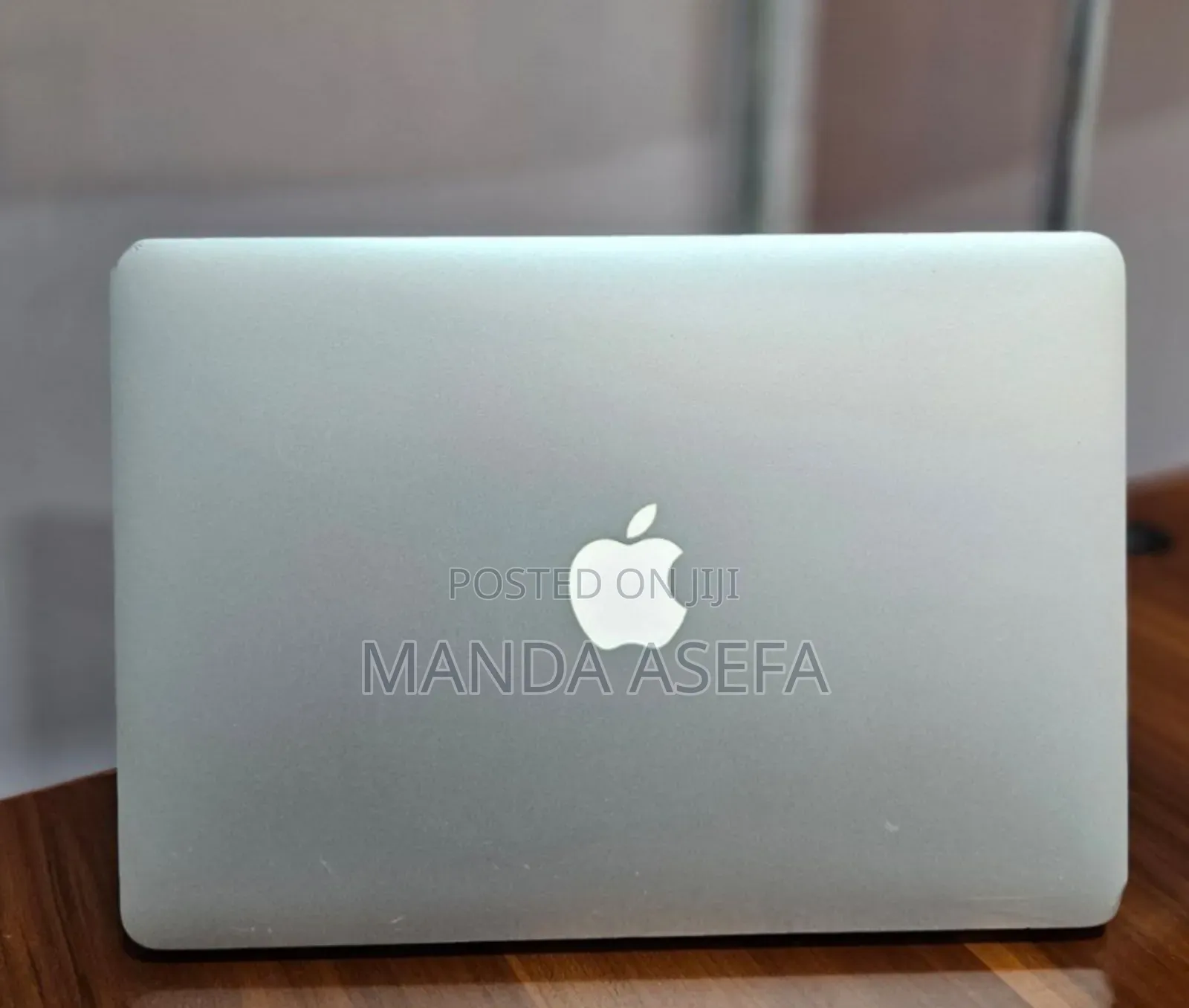 New Laptop Apple MacBook Air 2015 8GB Intel Core I5 SSD 256GB