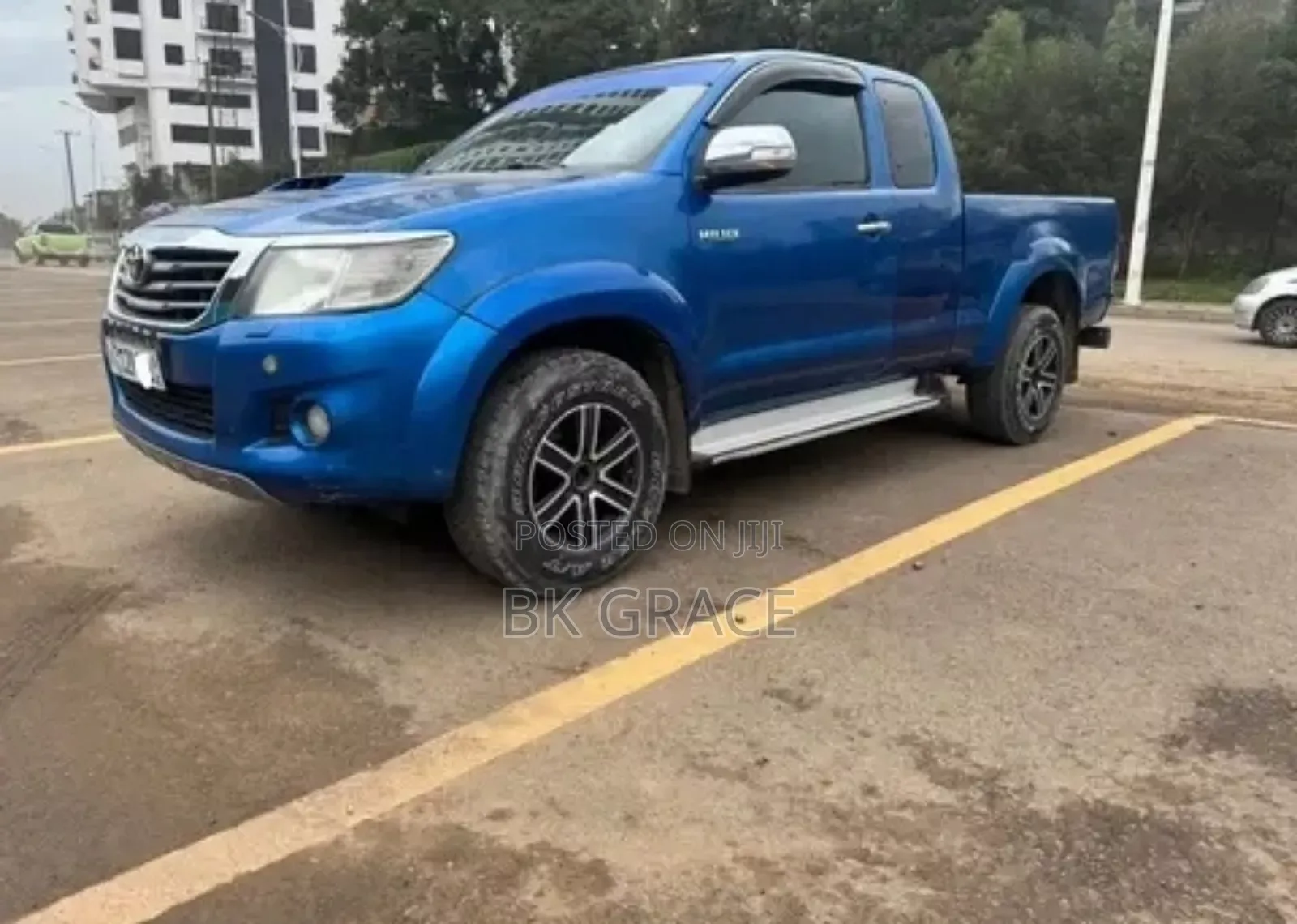Toyota Hilux 2015 Blue