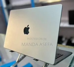 New Laptop Apple MacBook Pro M1 32GB Apple M1 Pro SSD 1T