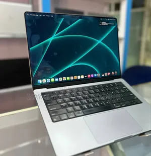 New Laptop Apple MacBook Pro M1 16GB SSD 1T