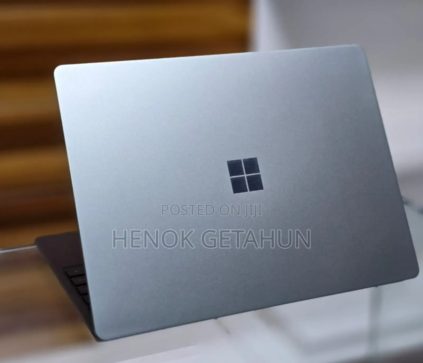 New Laptop Microsoft Surface 8GB Intel Core I5 SSD 256GB