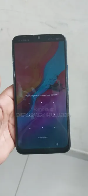 Photo - Infinix Hot 16 GB Blue