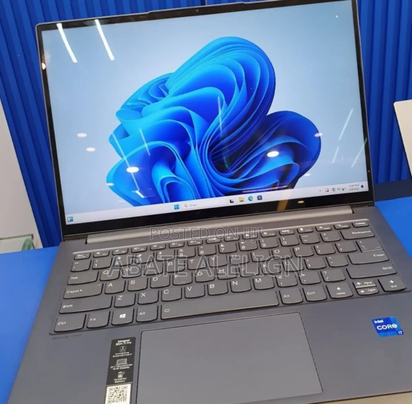 New Laptop Lenovo IdeaPad 720S 16GB Intel Core I7 SSD 512GB