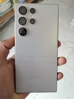 New Samsung Galaxy S24 Ultra 256 GB Silver