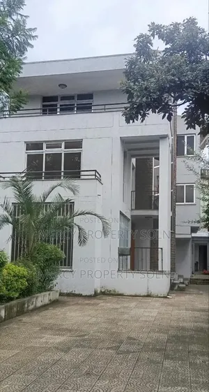 Photo - 8bdrm House in Bole for rent