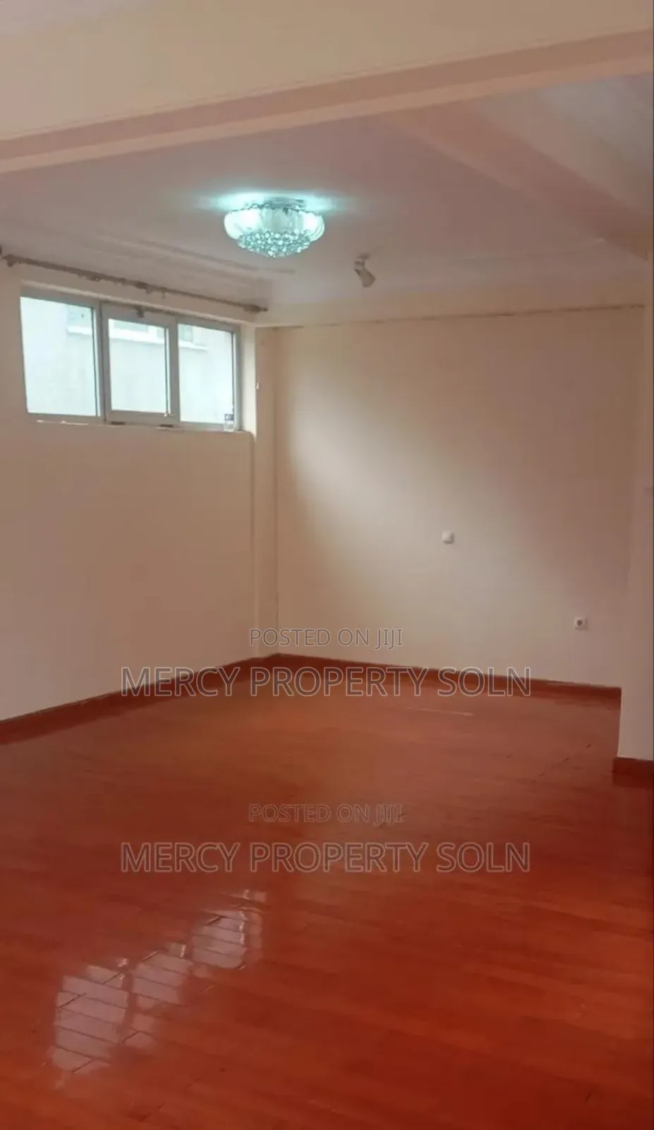 8bdrm House in Bole for rent