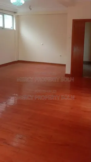 8bdrm House in Bole for rent