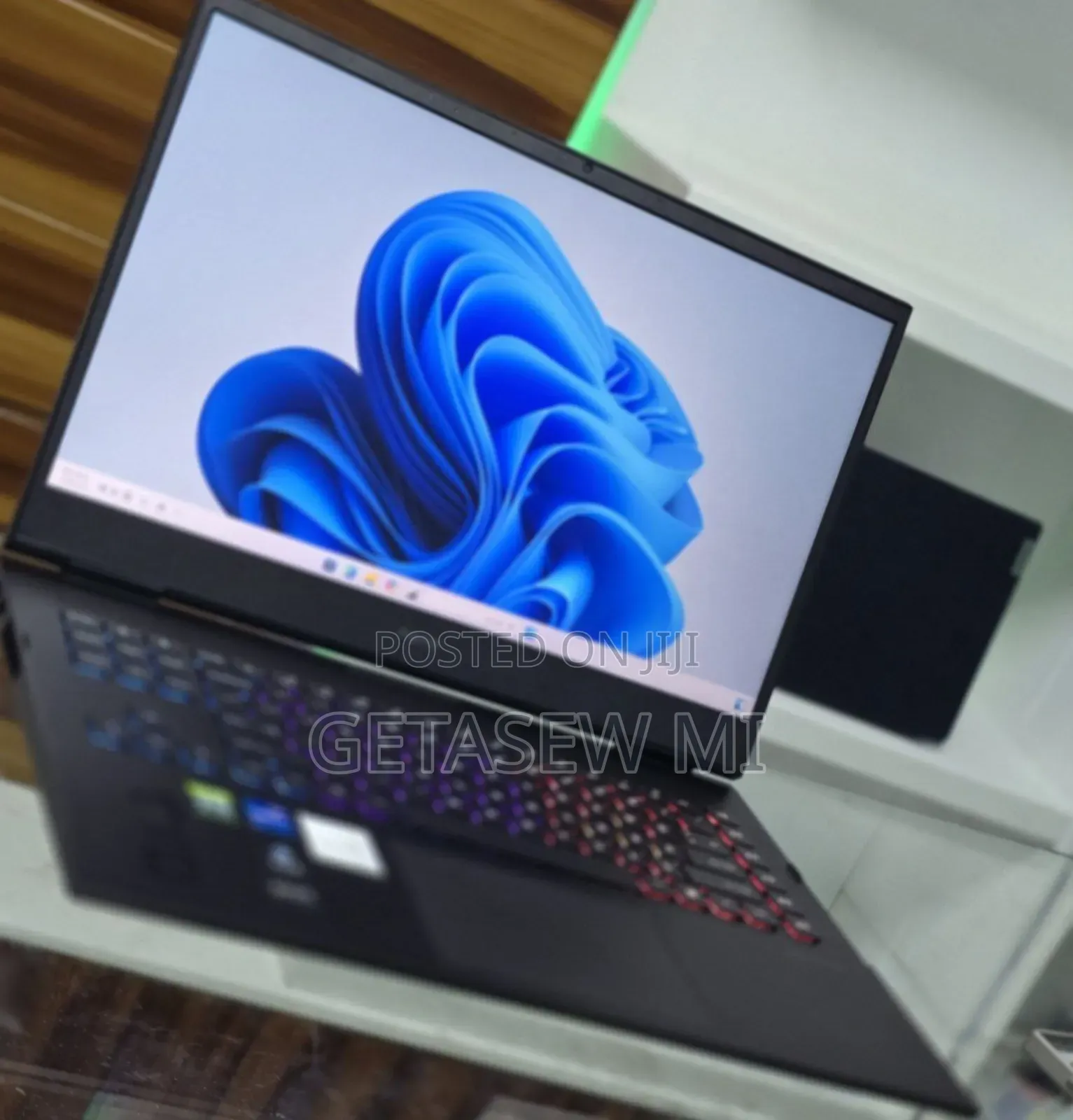 New Laptop HP Omen 17 16GB Intel Core I7 SSD 1T