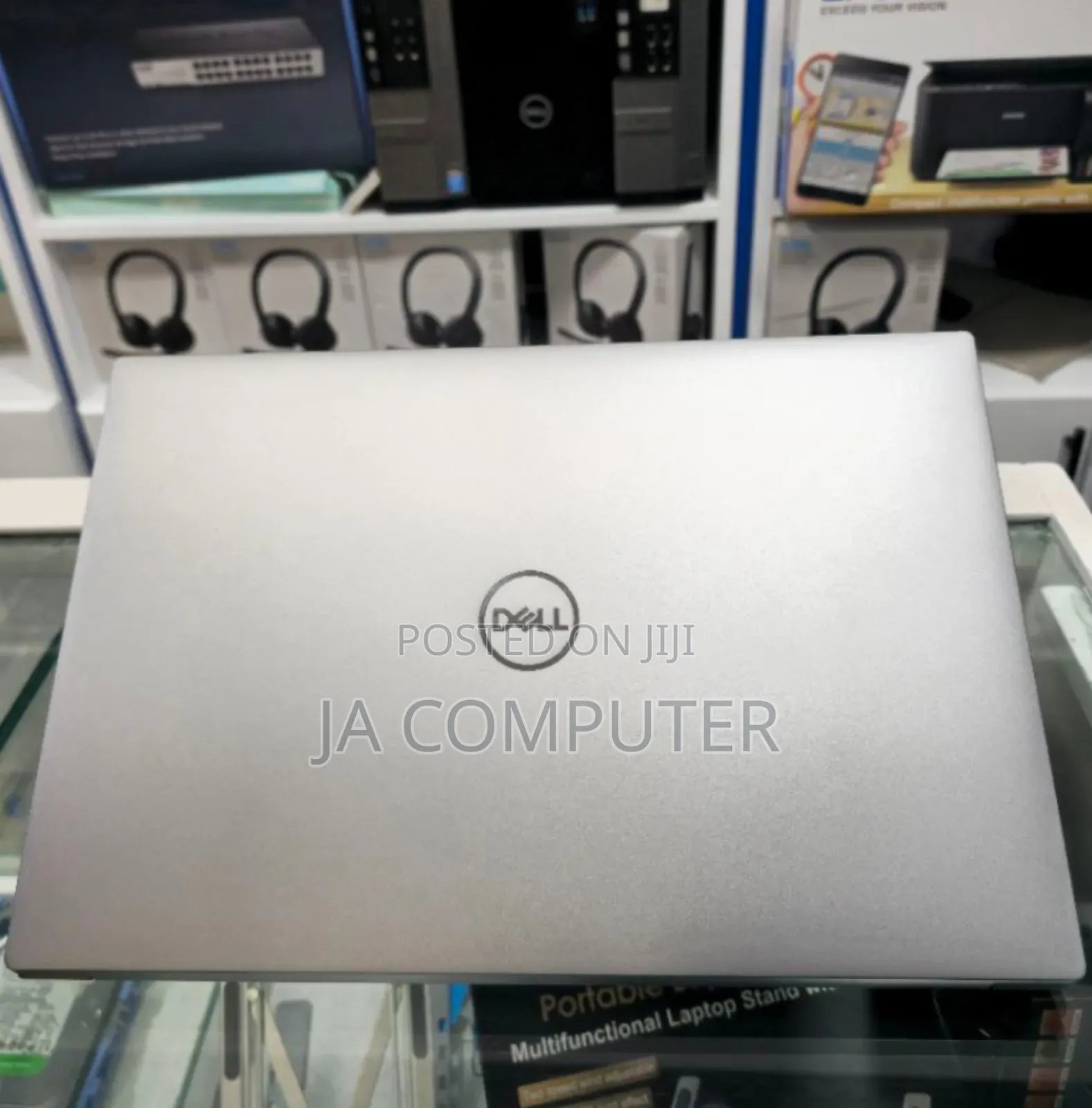 New Laptop Dell Precision 5570 32GB Intel Core I7 SSD 512GB