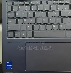 New Laptop Lenovo Yoga 7i 16GB Intel Core I7 SSD 1T