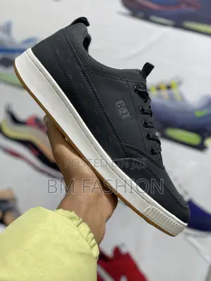 Photo - Cat Black and White Flat Men’S Quality Shoes