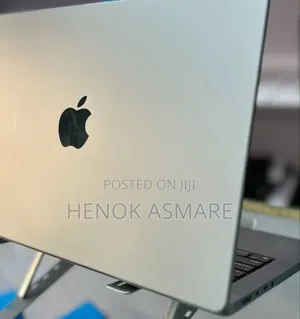 Photo - New Laptop Apple MacBook Pro M1 32GB Apple M1 SSD 1T