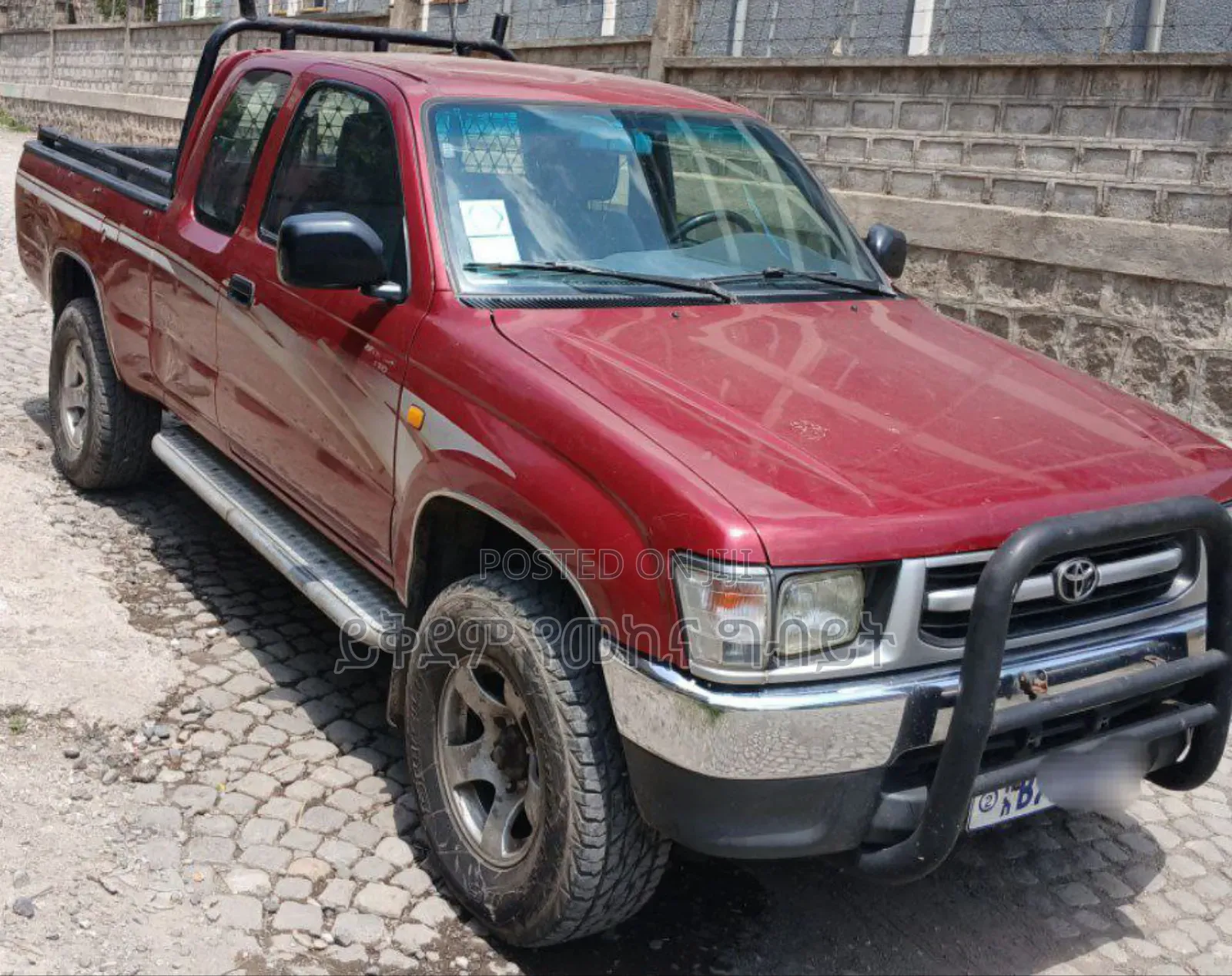 Toyota Hilux 1998 Red