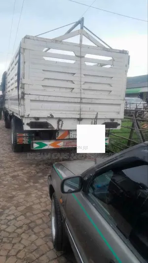 Isuzu FSR 2015 Model