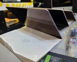 New Laptop Apple MacBook Pro M1 16GB Intel SSD 512GB