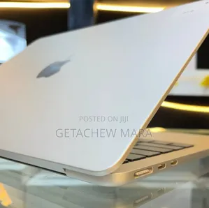 New Laptop Apple MacBook Air 2020 M1 8GB Intel SSD 256GB