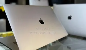 New Laptop Apple MacBook Pro 2019 32GB Intel Core I9 SSD 1T