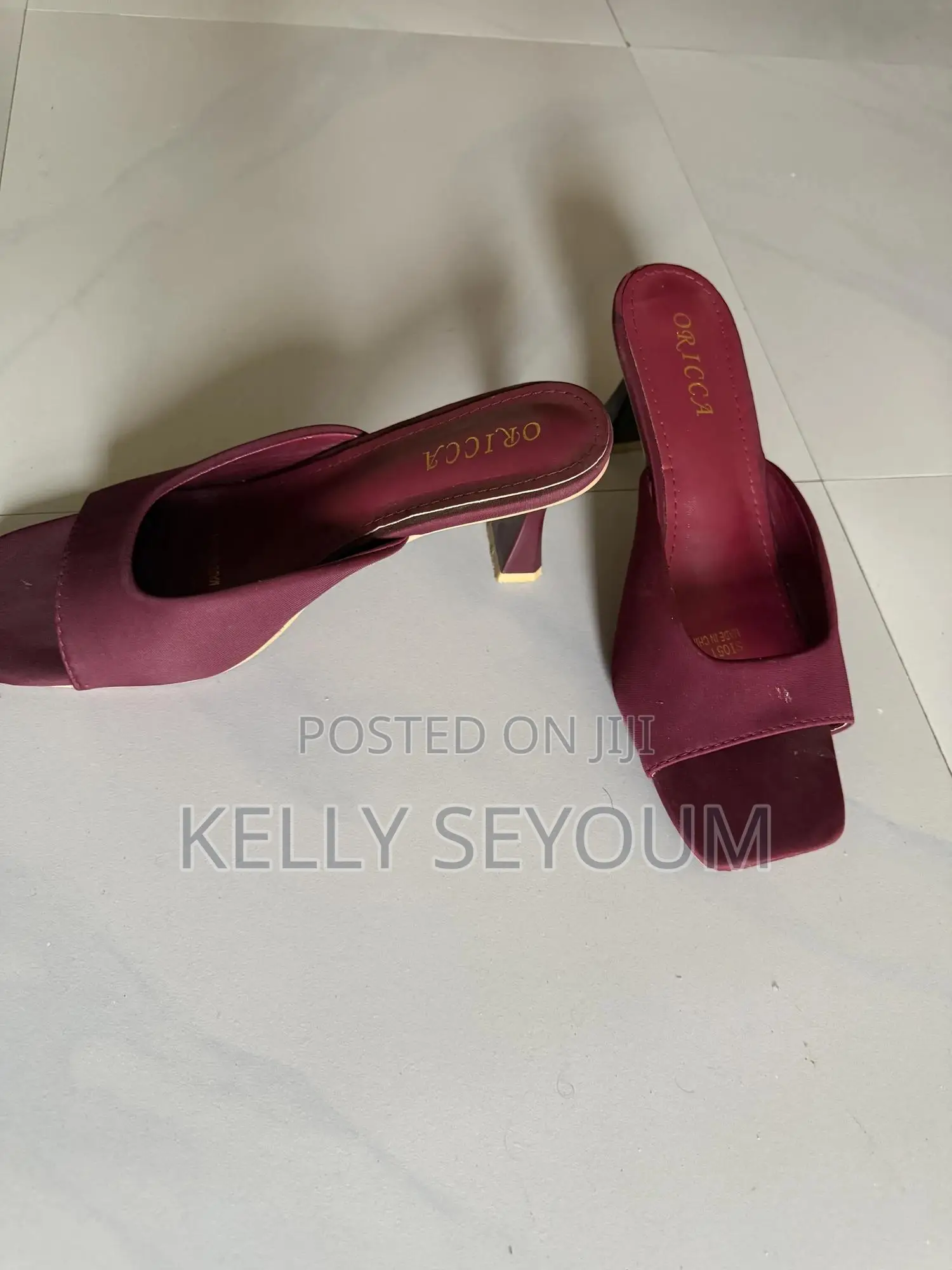 Heels Slightly Used Size 39
