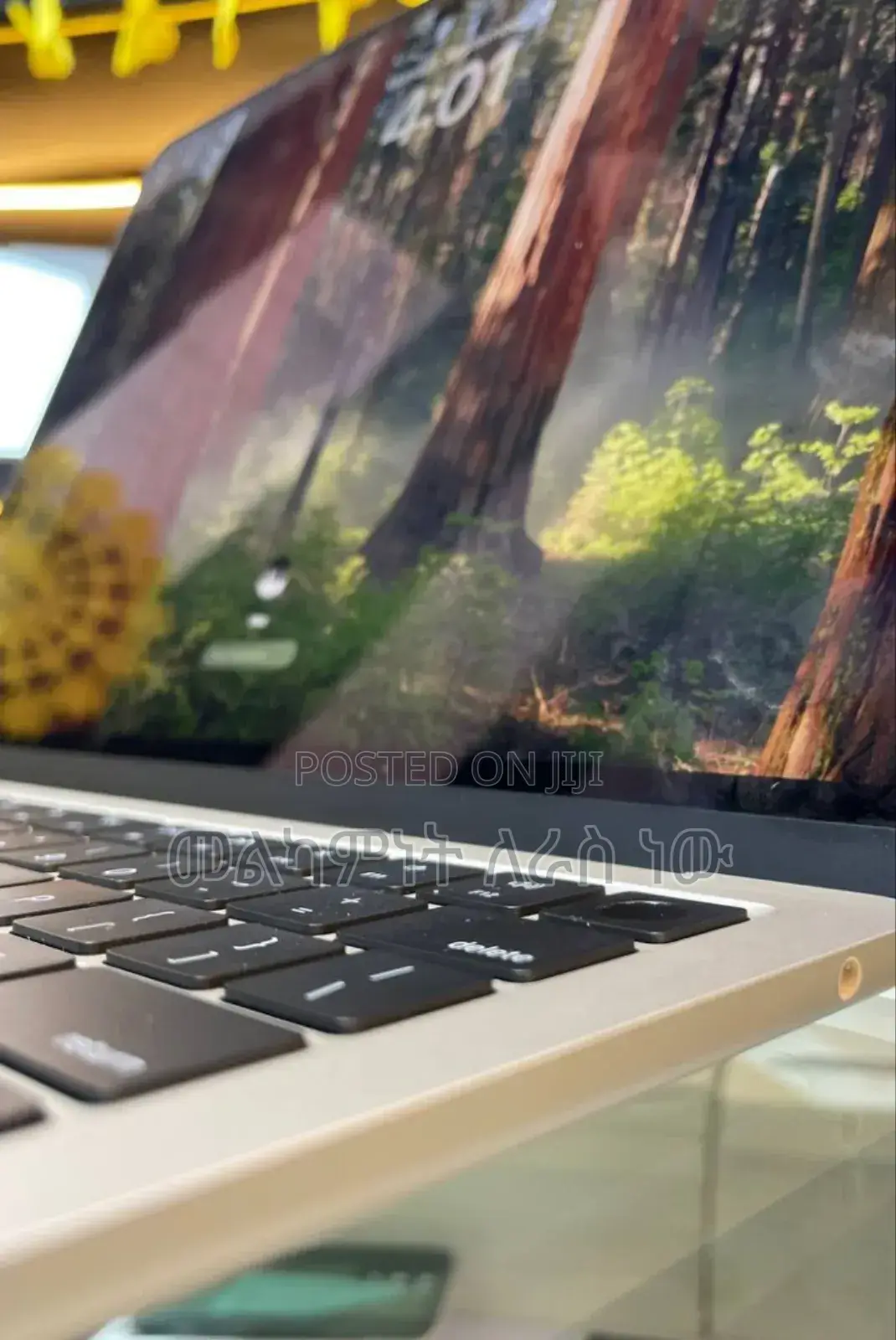 New Laptop Apple MacBook Air 2022 M2 8GB Apple M2 SSD 256GB