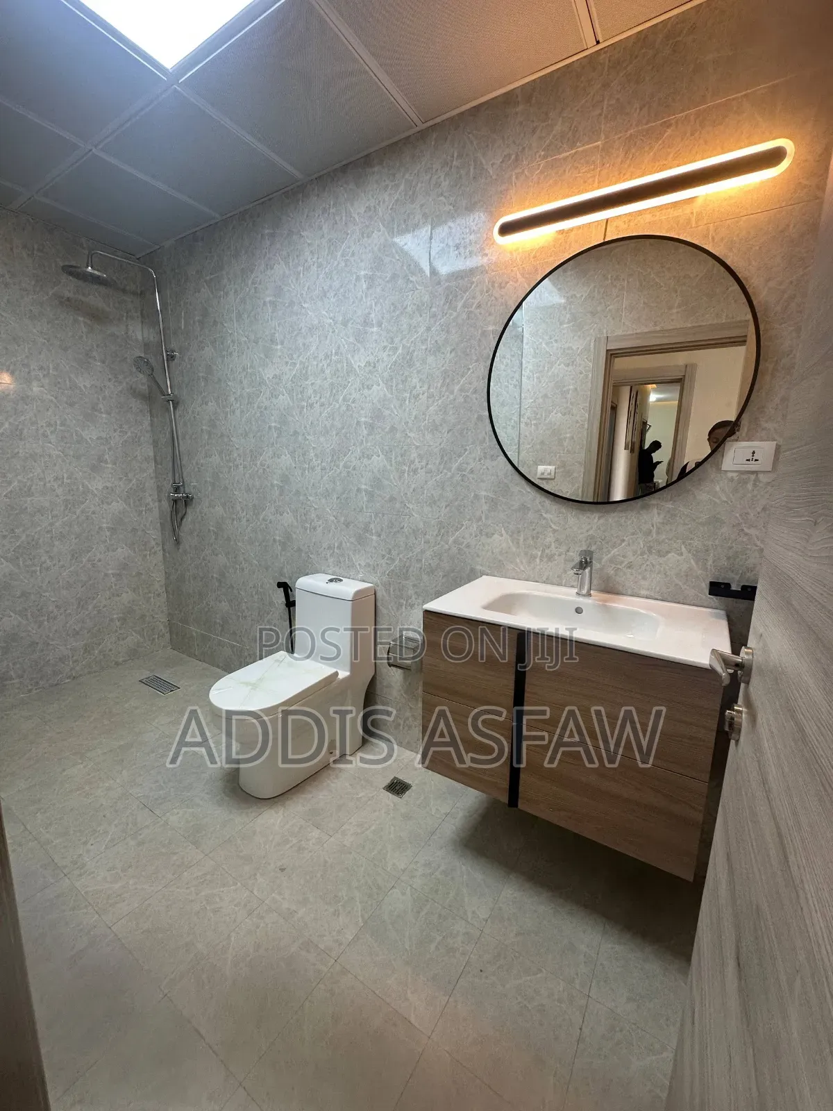 3bdrm Apartment in Ovid Real Estate, Akaky Kaliti for sale
