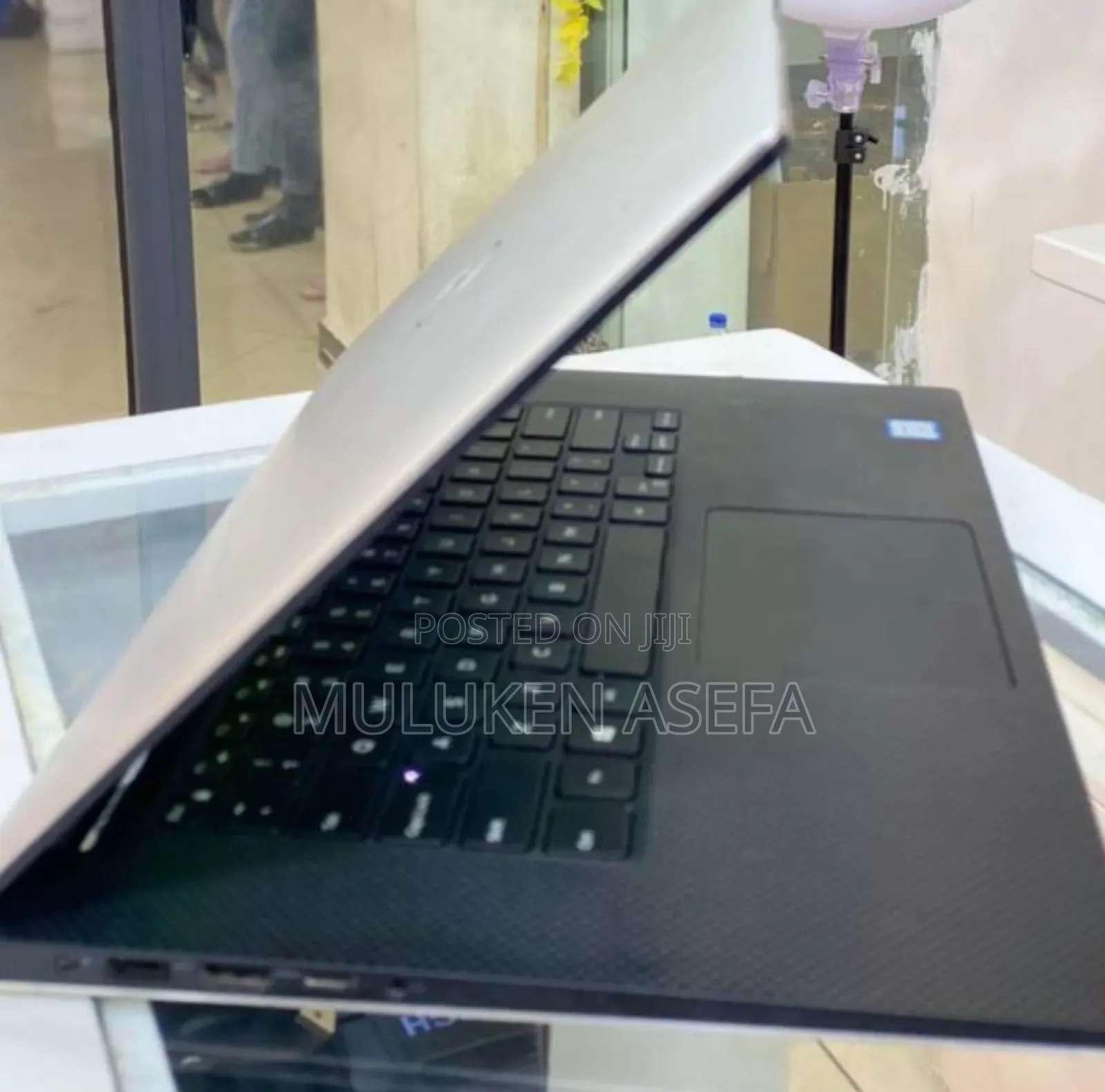 New Laptop Dell XPS 15 16GB Intel Core I7 SSD 512GB