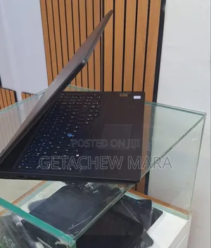 New Laptop Dell Latitude 5310 8GB Intel Core I5 SSD 256GB