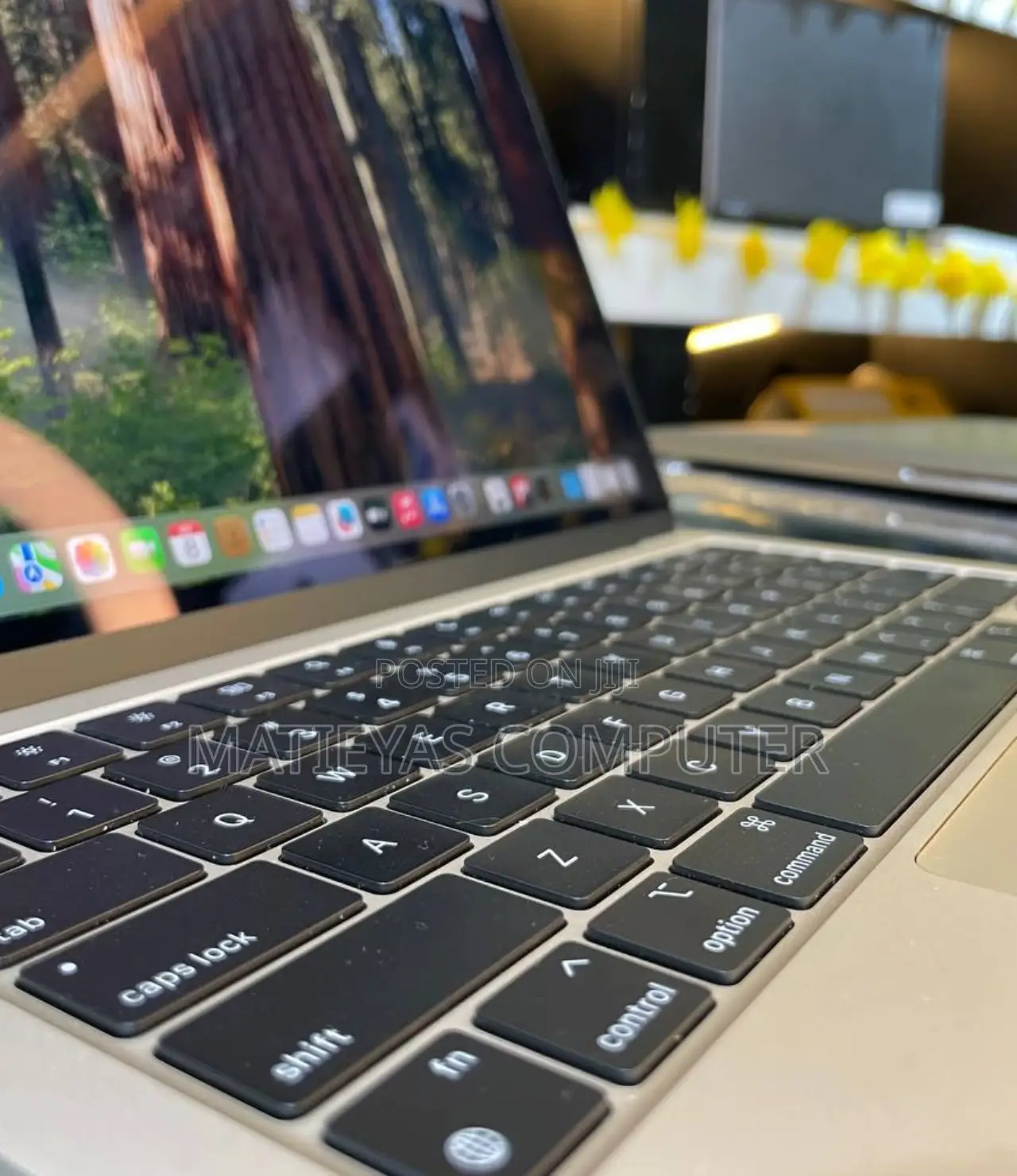 New Laptop Apple MacBook Air 2024 M3 13-Inch 16GB Apple M3 SSD 512GB