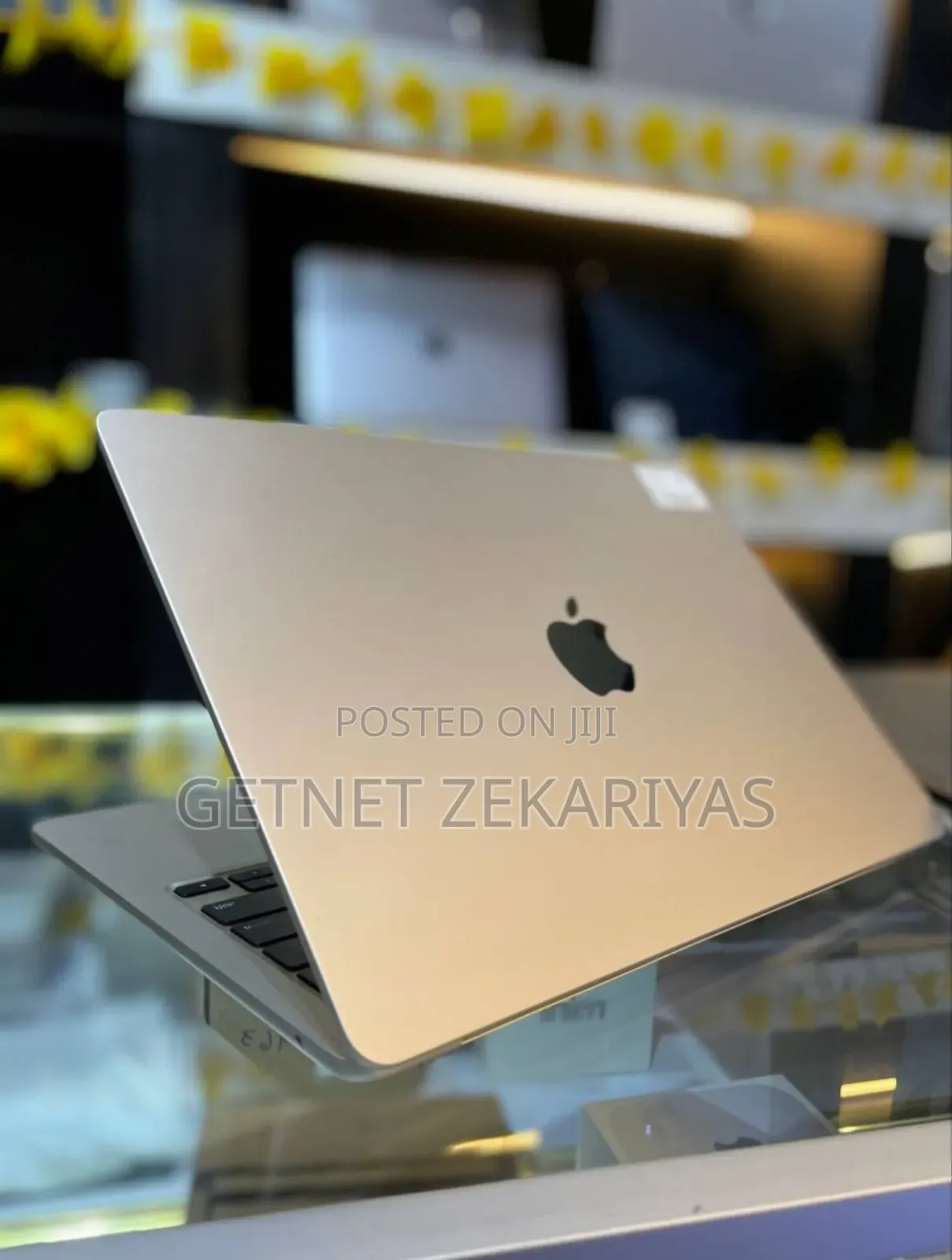 New Laptop Apple MacBook Air 2024 M3 13-Inch 16GB Apple M3 SSD 512GB