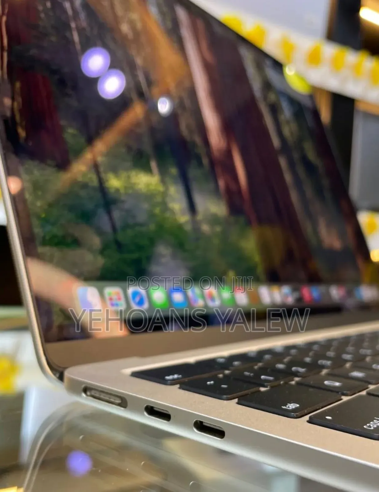 New Laptop Apple MacBook Air 2024 M3 13-inch 16GB Apple M3 SSD 512GB